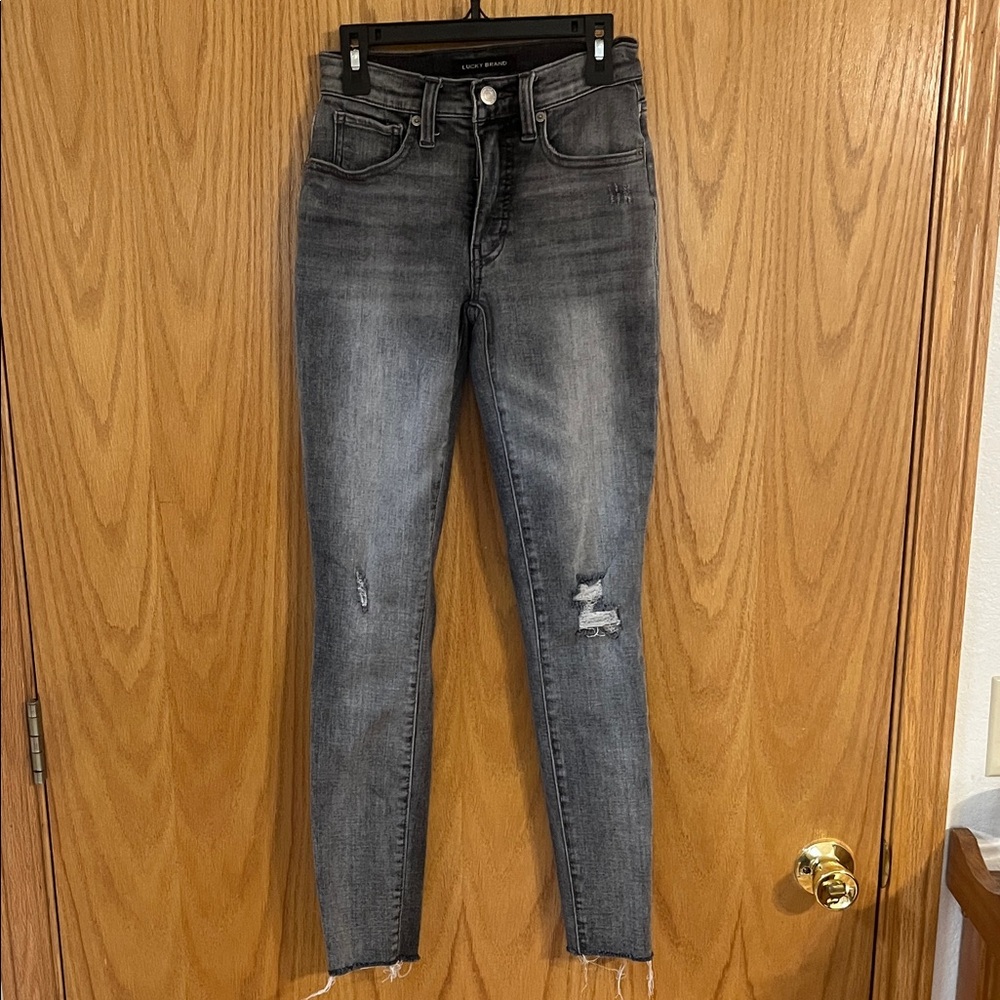 Lucky Brand Women's Gray Distressed Jeans